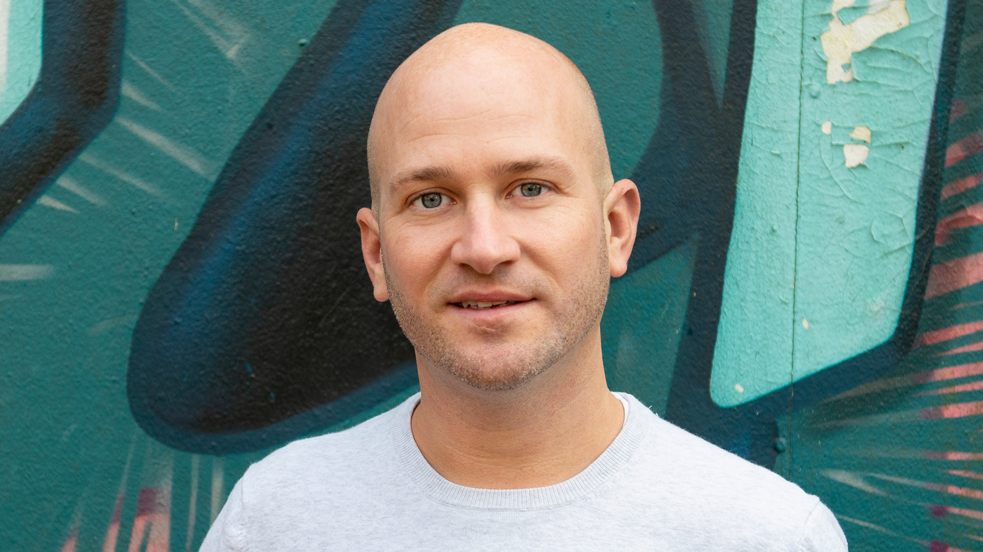 Bild-KI im Alltag: Chancen, Grenzen und warum der Mensch weiter gefragt ist.